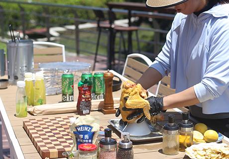 Organisez une grande expérience de barbecue avec un gril en céramique