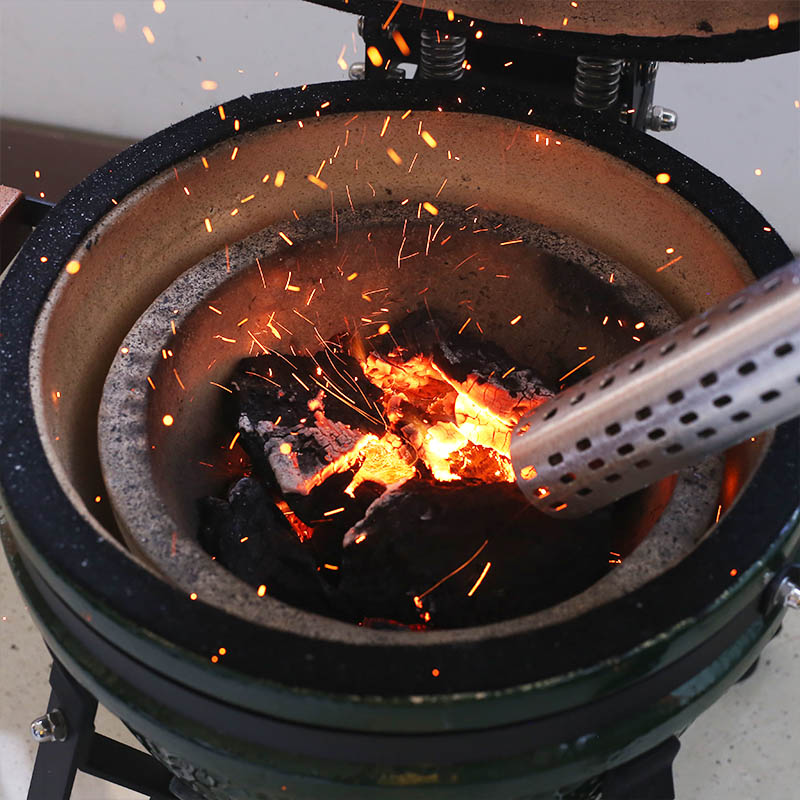 Comment démarrer un barbecue au charbon de bois sans briquet